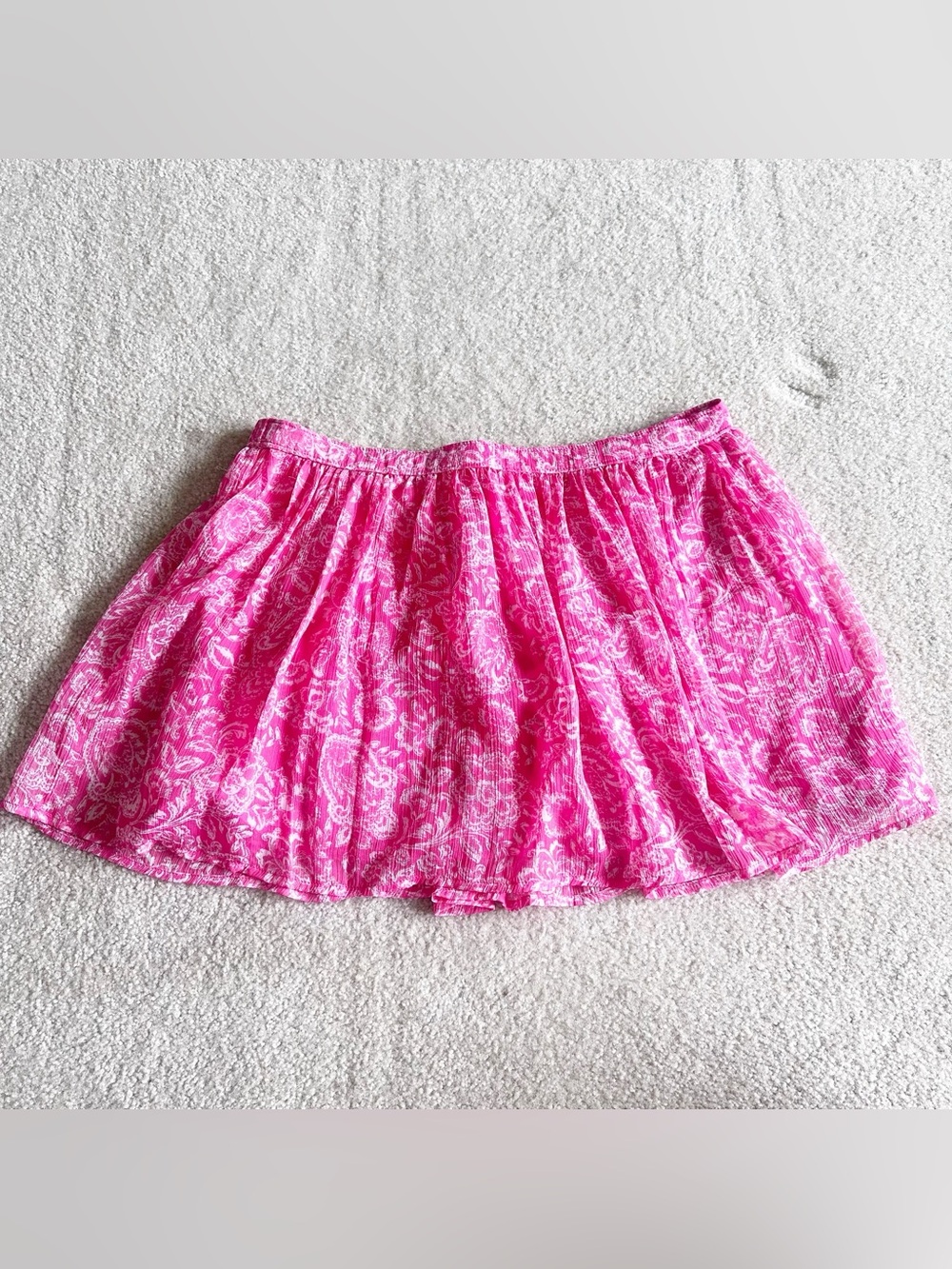 Abercrombie & Fitch pink paisley skirt Size M